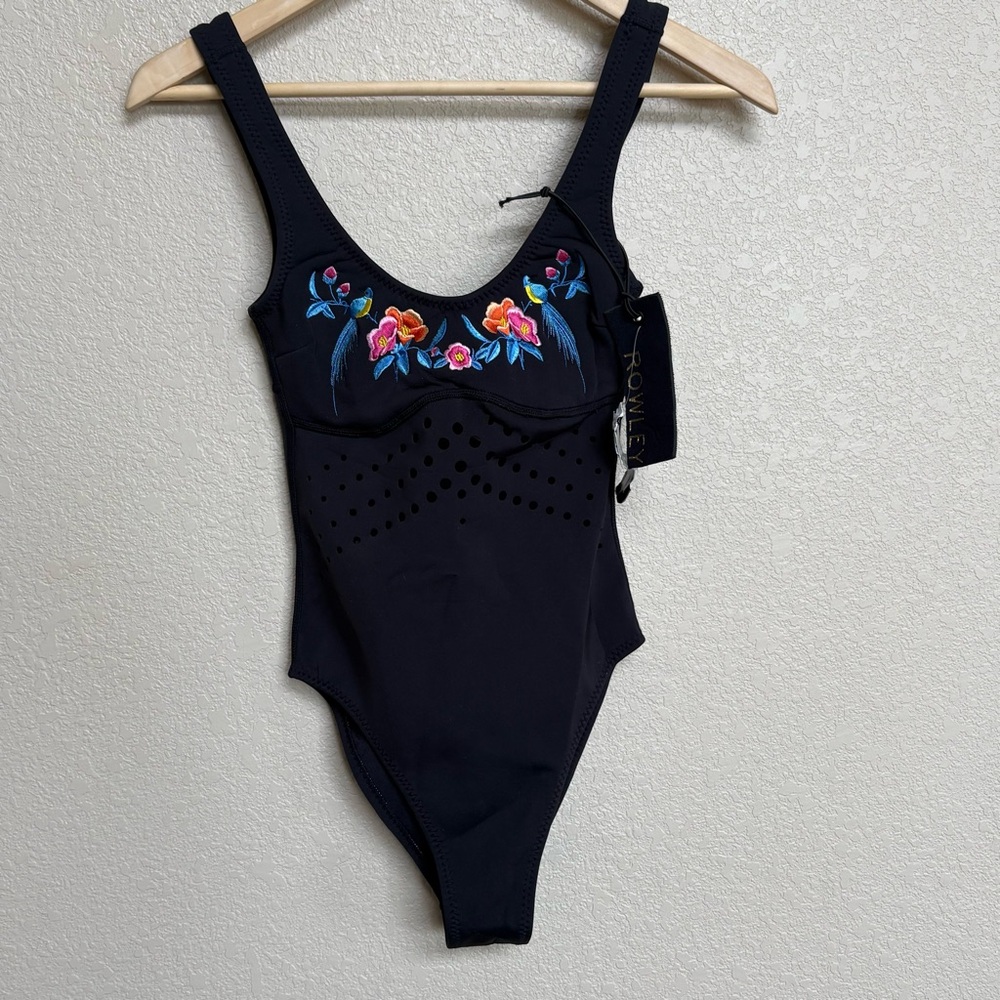 NWT Rowley Black Floral Embroidered Neoprene One Piece Swimsuit XS Pool‎ Beach - Picture 2 of 10